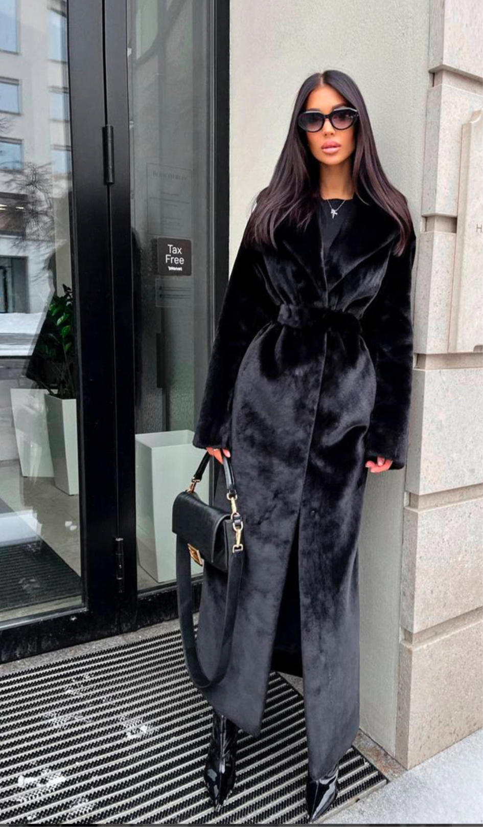 MARTINA™ | MANTEAU EN FAUSSE FOURRURE ÉCOLOGIQUE LUXE AVEC REVÊTEMENT EN SATIN