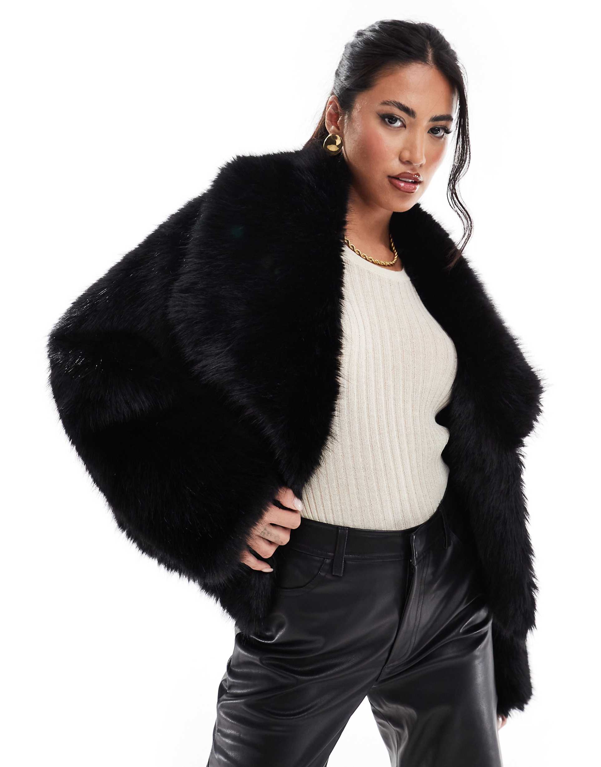 CHIARA™ | MANTEAU EN FAUSSE FOURRURE LUXE