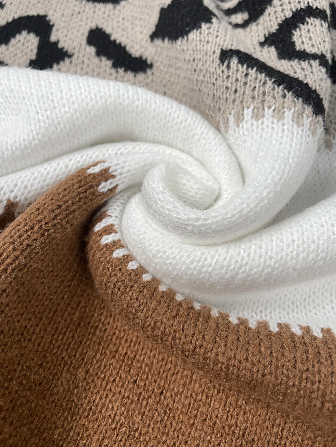 LELA™ | SWEATSHIRT AVEC MOTIF LOUP
