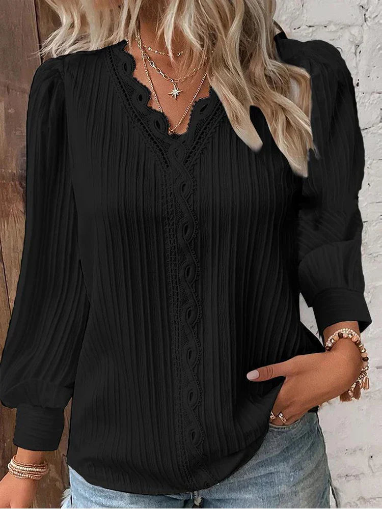 EMMA™ | BLOUSE AVEC DÉTAILS EN LACE EN CHIFFON