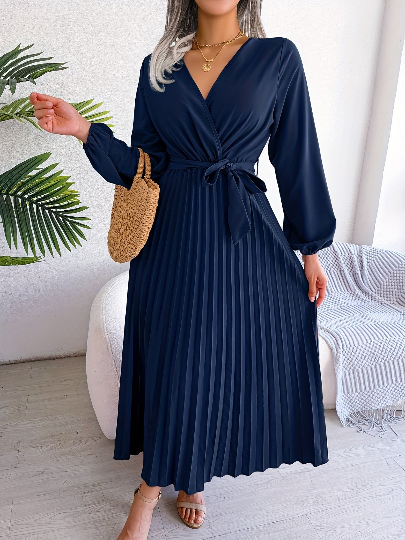 Maison Regal™ | Camille - Robe élégante plissée à manches longues et col croisé